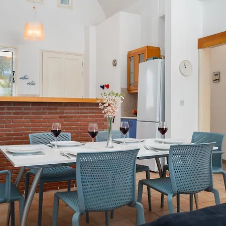 Zina By Ezoria 别墅