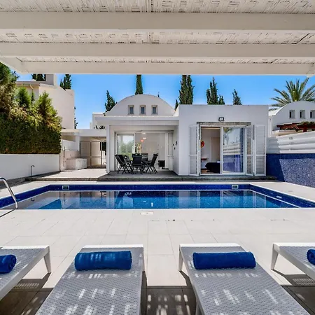 别墅 Zina By Ezoria