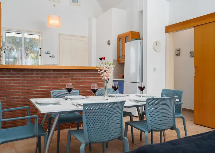 Zina By Ezoria Villa