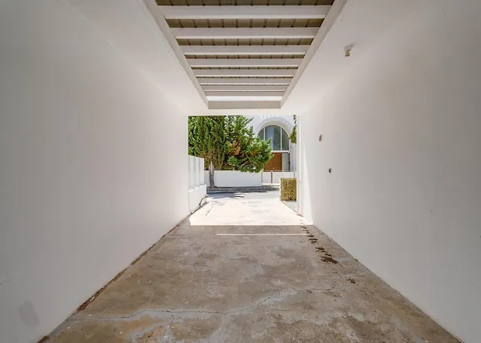 Zina By Ezoria * Meneou