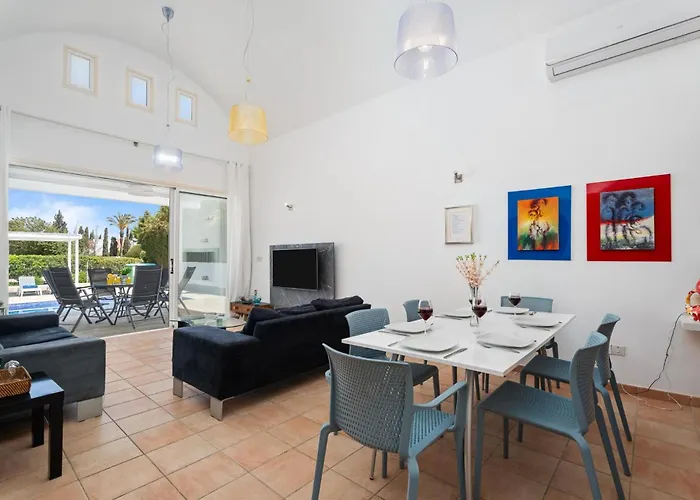 Vila Zina By Ezoria *